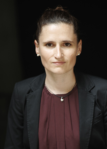 Dr. Claudia Irion-Senge